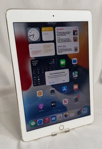 Apple iPad Air 2 A1566 Gold Wi-Fi 32GB 9.7" 8MP 2GB Ram iPadOS Tablet Cracked - Picture 1 of 14