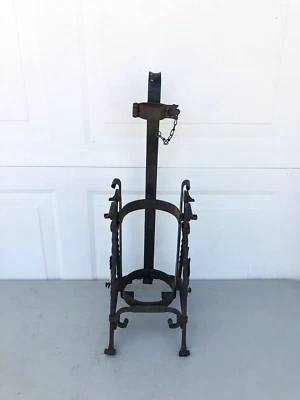 Botella de uralto Asbach vintage brandy columpio verter vino boquilla de hierro en relieve Foto 1 de 4