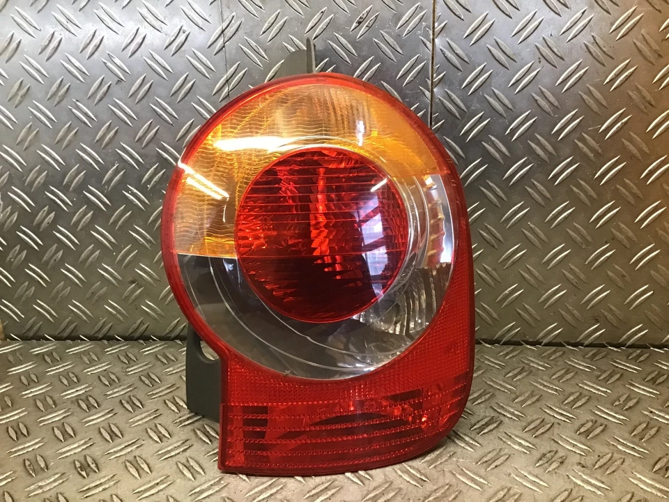 Rettangolo Luce Posteriore Destro Renault Modus - Grand Modus (P) 1.6 16V - Immagine 1 di 4