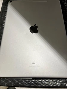 Apple iPad Pro 12.9" 2nd Gen Cellular 256gb Grade B Space Grey - Picture 1 of 2