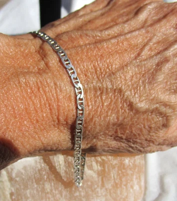 Sterling silver 3mm mariner chain 925 bracelet 4.2 grams 9.5" long Italy anklet - Image 1 of 4