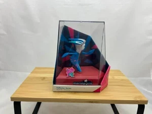 Mandeville figurine Official Pose bleu argentée Olympique London 2012 12 cm - Imagen 1 de 5