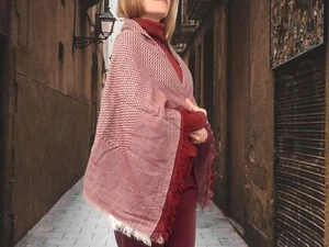 70s Vintage Chevron Shawl Burnt Sienna Wrap Thin Acrylic Autumn - Picture 1 of 7