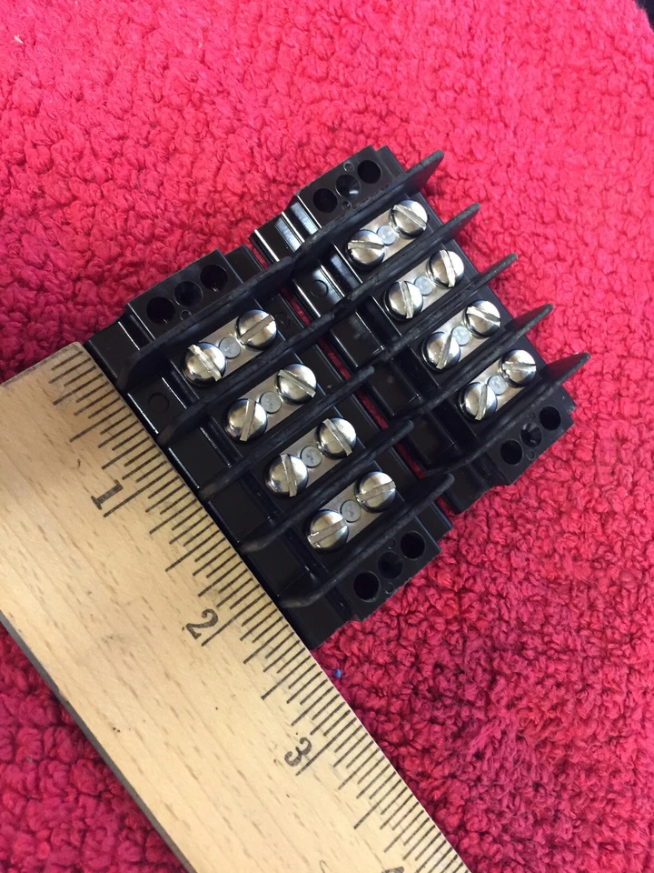 4-541 CINCH JONES TERMINAL BLOCKS 2 PCS new - Image 1 of 1