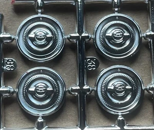 Monogram vintage gm 53 corvette scale 1:24 ( outer wheel ) box not included - Picture 1 of 2