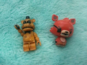 Five Nights At Freddy’s Lego has microphone and mini funko - Picture 1 of 8