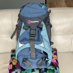 Berghaus H2O freeflow 30+6 backpack Rucksack Ventilation back system Women’s Fit - Picture 1 of 8