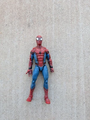 Figura Marvel Legends Spider-Man Homecoming Spider-Man 2017 Buitre BAF Wave 6" Foto 1 de 2