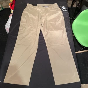 NEU HERREN UNDER ARMOUR TECH GERADE PERFORMANCE GOLFHOSE Beige 36/30 1300198 - Bild 1 von 11
