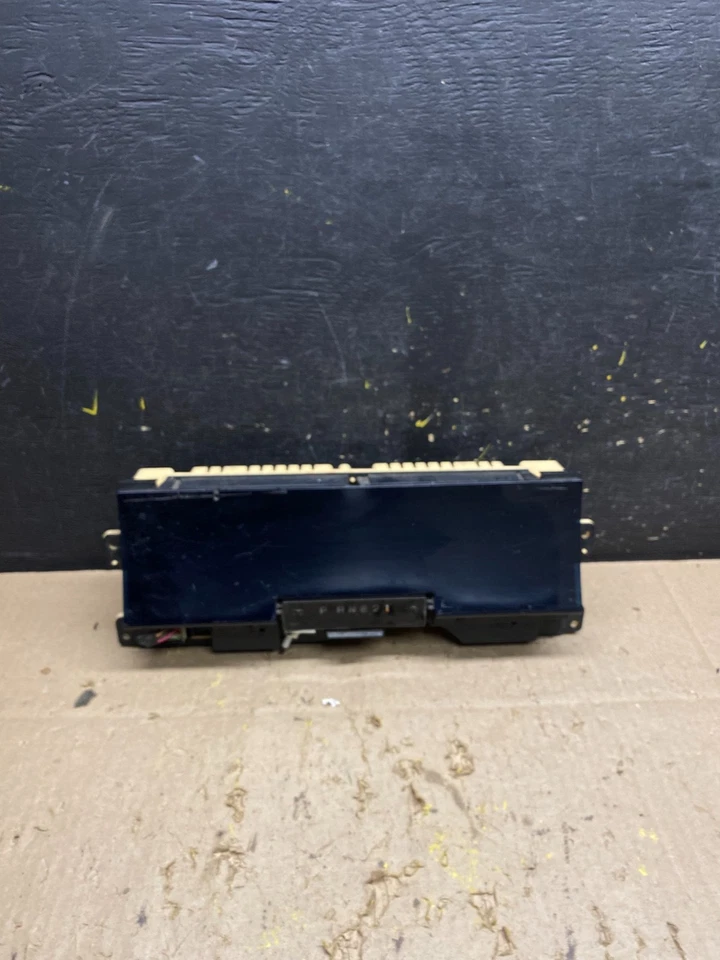 Ford Crown Victoria 1996 a 1997 velocímetro calibre U5634 DG Foto 1 de 4