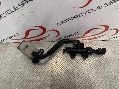 Honda CB650F CILINDRO MAESTRO TRASERO FRENO TRASERO MASTER 2017 HONDA CB650F BK041 Foto 1 de 3