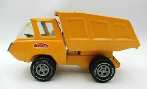 VINTAGE 1970'S TONKA PRESSED STEEL ORANGE DUMP TRUCK - KIDS TOY TRUCK - Picture 1 of 11