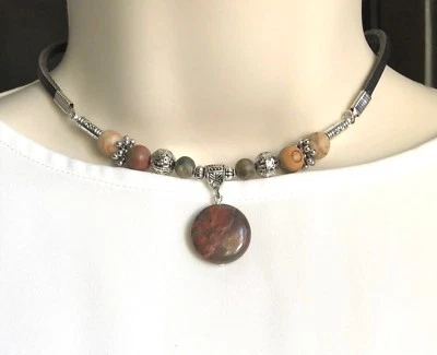 Collar con cuentas colgante de jaspe de piedras preciosas naturales Fengshui Chakra EE. UU. Foto 1 de 2