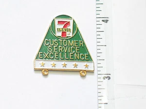 7-Eleven Customer Service Excellence Employee Award Pin Badge, Lapel Pin - Picture 1 of 3