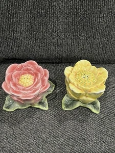 Vintage Yellow & Red Rose Salt and Pepper Shakers Made in Taiwan - Picture 1 of 5