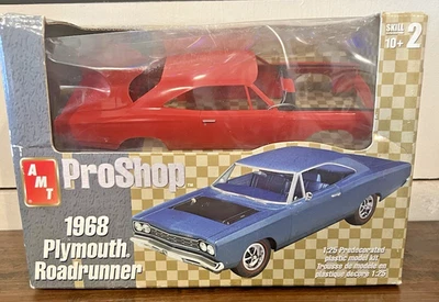 AMT ProShop 1968 Plymouth Roadrunner Model Kit 1:25 scale Level 2 - Image 1 of 4