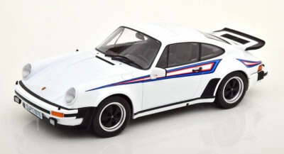 Porsche 911 (930) Turbo 3.0 1976 weiß/Martini KK Scale 180572 1:18  - Bild 1 von 4