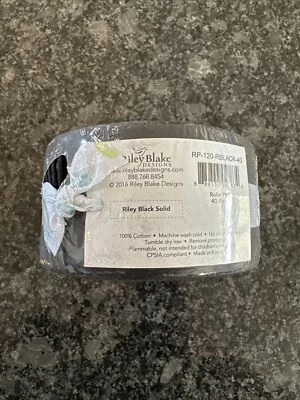 "Riley Blake Designs - Riley Black Solids - Rolie Polie - 2,5"" - 40 piezas" Foto 1 de 3