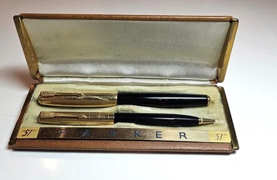 PARKER “51” Vacumatic Double Jewel Set in Midnight Black with Heritage Caps - Image 1 of 4