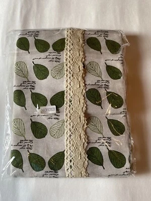NUEVO 54 x 78 pulgadas Mantel de Tela con Borde de Encaje Patrón de Hoja de Planta Verde Foto 1 de 4