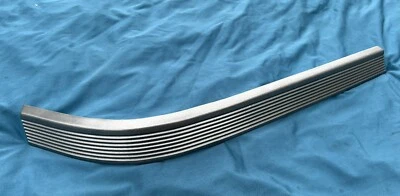 1993-1996 cadillac fleetwood brougham Right front impact Strip  1994 1995 - Image 1 of 4