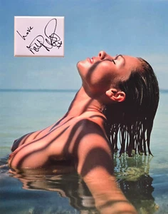 Exhibición de fotos firmada por NELL McANDREW 14x11 TOPLESS glamour MODELO CERTIFICADO DE AUTENTICIDAD - Imagen 1 de 1