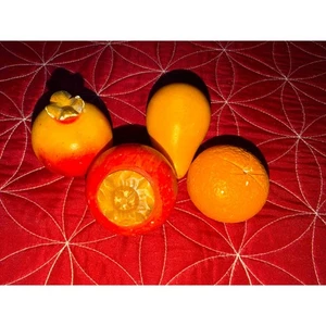 Juego de 4 Piedras Decorativas Frutas Pera Naranja Caqui Granada Realista - Imagen 1 de 7