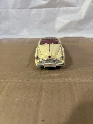 Signature Models 1/32 Scale 1949 Buick Roadmaster Diecast Car - Image 1 of 4