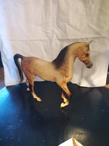 Breyer #766 - Araber Hengst - Dappled Rose Grey - 1999-2000 - Bild 1 von 10