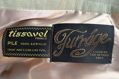 Hermoso abrigo vintage de piel sintética Tissavel de Francia Foto 1 de 4