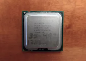 Intel® Core™2 Duo E6300 caché 2M, 1,86 GHz - LGA775 - Imagen 1 de 2