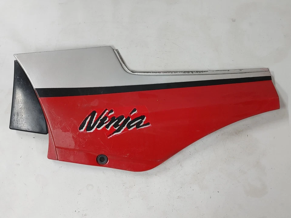 1984 Kawasaki ZX900 Ninja Left Side Cover Cowl Fairing  36001-5424 - Image 1 of 4