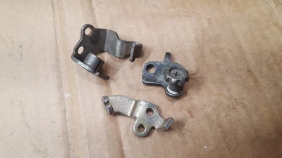 Suzuki VS700 INTRUDER 1986 1987 carburador acelerador cable soporte permanecer inactivo juego de tornillos Foto 1 de 3