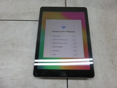 Apple iPad 6ta Generación A1893 32GB WiFi 9.7" Gris WiFi Foto 1 de 2