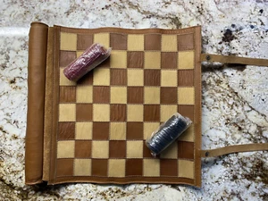 TOP GRAIN LEDER ROLL UP CHECKER REISEBRETT & CHECKERTEILE - Bild 1 von 2