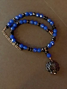 Handarbeit blau schwarz facettierte Perlenkette 925 Silber Verschluss Rose Anhänger 15 - Bild 1 von 8