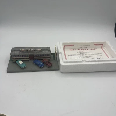 DANBURY MINT CLASSIC DINERS MISS ALBANY ,NEW YORK With COA - Image 1 of 4