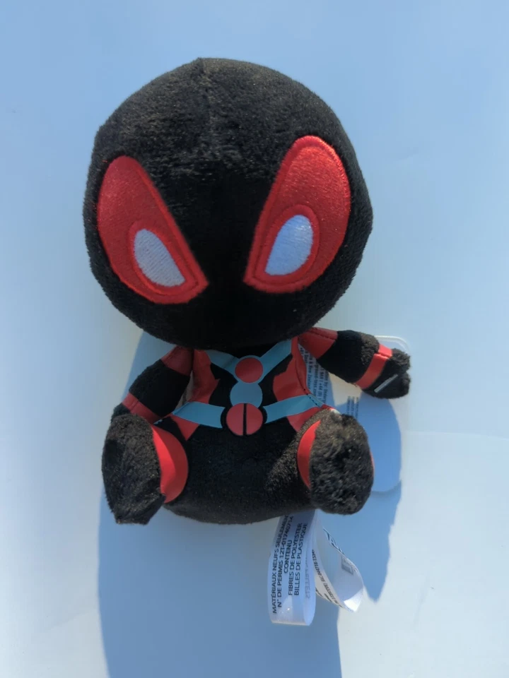Funko - Mopeez Deadpool Marvel - 2015 - Collector Corp. Exclusive 5 In Black Red - Image 1 of 3