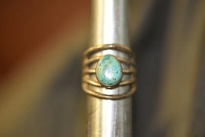 Sterling Silver Ring with Turquoise Stone LOT 12 - Image 1 of 4