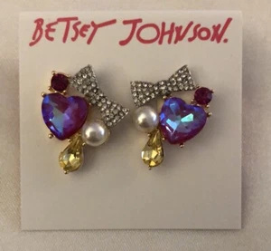 Betsey Johnson Heart & Bow Cluster Stud Earrings Crystal & Faux Pearl NWT - Picture 1 of 13