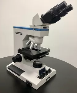 Microscopio composto Reicht Microstar IV serie modello 410 - Foto 1 di 20