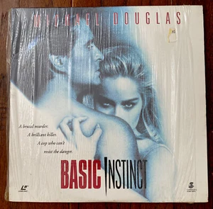 basic instinct laserdisc - Picture 1 of 3