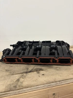 Volkswagen Jetta CC 2009-2016 Audi a4 2.0TDI colector de admisión 06133185BH Foto 1 de 4