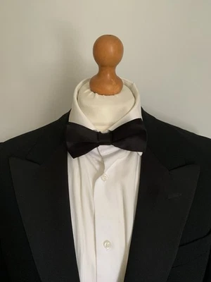 Mens ELEGANT EMPORIO ARMANI WOOL TUXEDO SUIT In BLACK 42R *EX-CON* - image 1 of 4