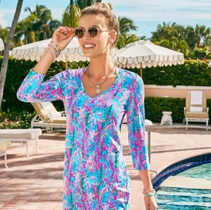 Lilly Pulitzer Tessa 3/4 Sleeve V-Neck Seaweed Samba T-Shirt Dress Sirens TV XS - Picture 1 of 12
