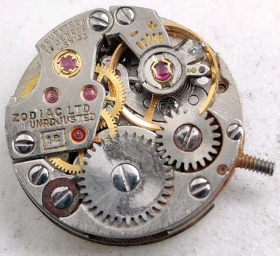 Vintage Zodiac 12 Alto Grado Felsa Cal. Movimiento 4035 17 joyas para reparación  Foto 1 de 4