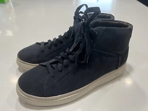 UGG Men’s Cali Sneakers High Top In Navy Suede Size 11 MSRP $140 - Picture 1 of 12