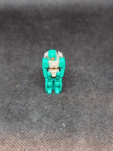 Transformers Titans Return Autobot Teslor (Brainstorm's Head) Cover