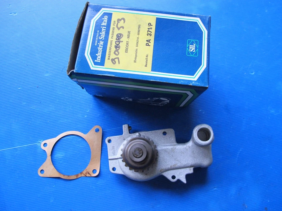 Saleri Water Pump For Ford Escort 1100, 1300 And 1600 - Image 1 of 1