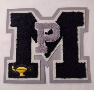 Parche MP letra atlética vintage con logotipo de lámpara de aceite 6-1/2"x 6"  - Imagen 1 de 3